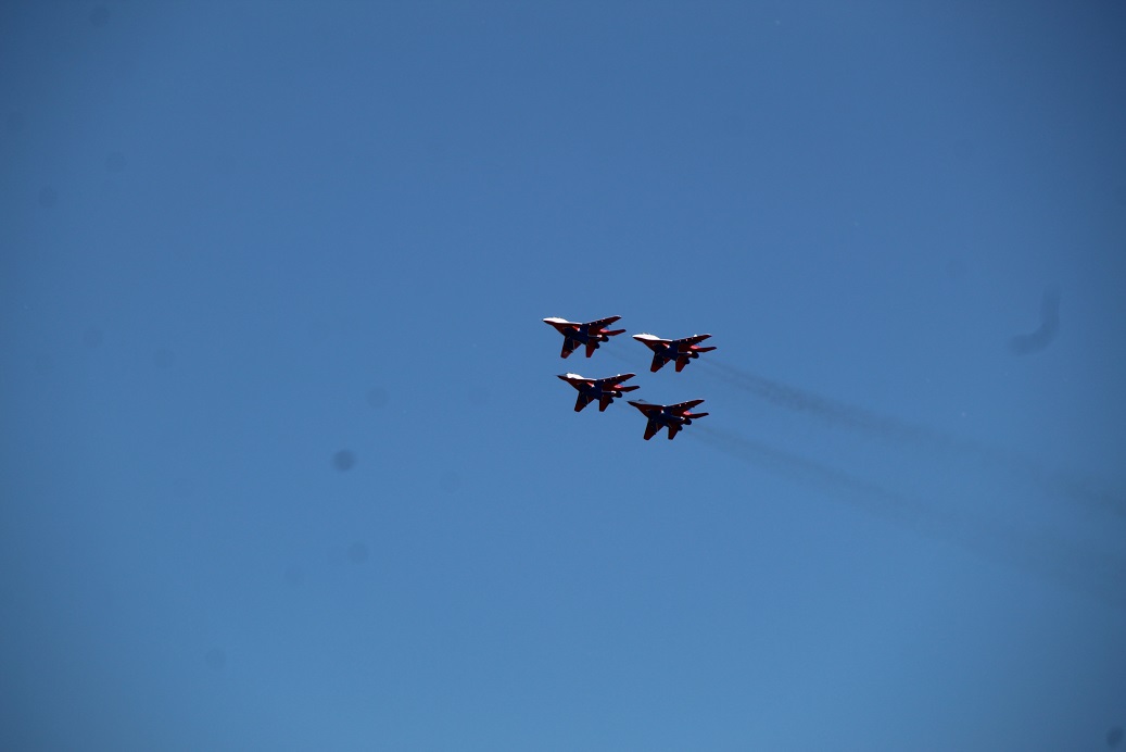 авиашоу 2024. авиашоу стрижи. кубинка стрижи и русские витязи 2022. кубинка авиашоу 2023. авиашоу стрижи.