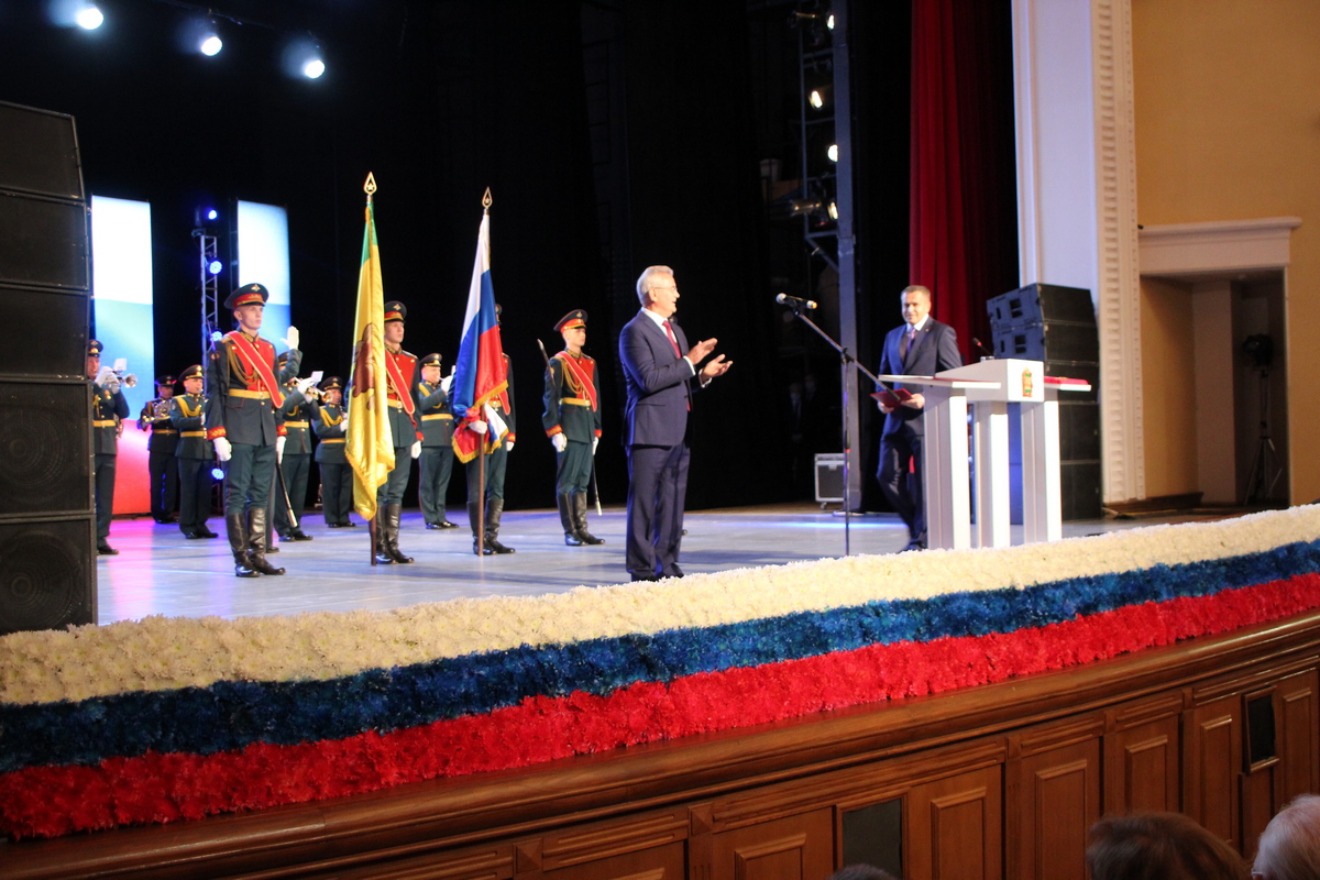 Владимир путин инаугурация в 2018. Инаугурация президента 2012г. Владимир путин инаугурация в 2018. Владимир путин инаугурация в 2018. Церемония инаугурации президента россии 2004.