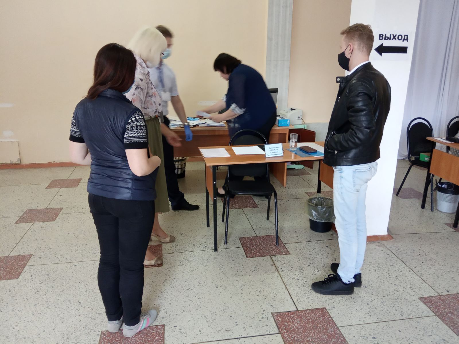 Схема помещения для голосования. Помещение для голосования. Памятка члена участковой избирательной комиссии. Памятка председателю участковой избирательной комиссии. Причины досрочных выборов.