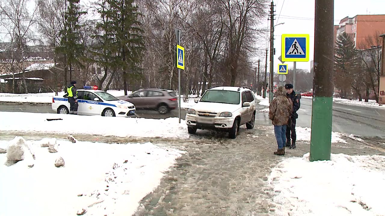 нетрезвый водитель в пензе 23 ноября. дорожно-транспортное происшествие фото. мост через реку пенза. пенза центр города набережные. пенза виснет.