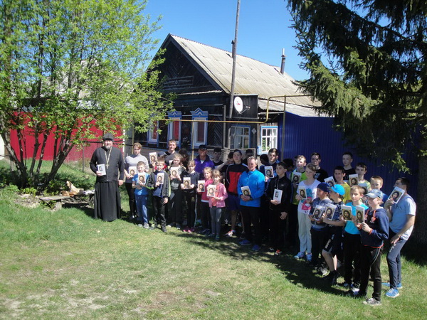 Миссионерский кросс памяти Евгения Родионова.jpg